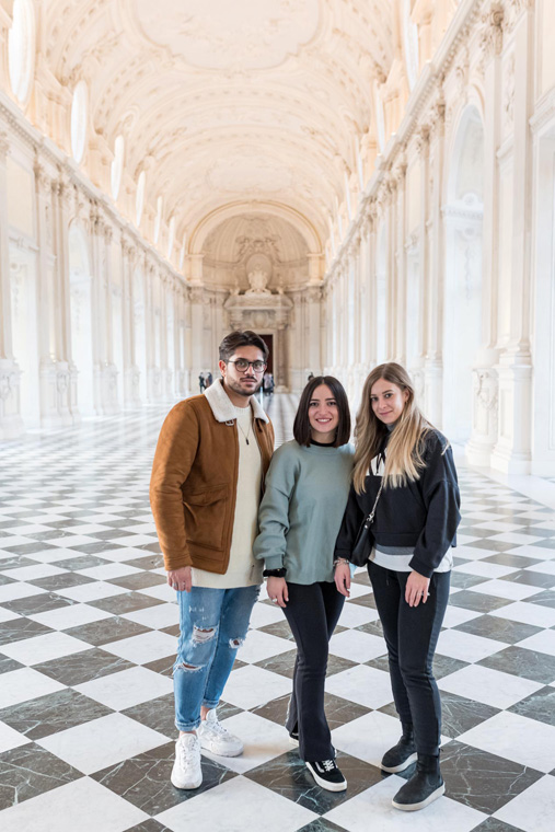 Domenico (27 anni), Bianca (27 anni) e Nicoletta (27 anni). Da Salerno