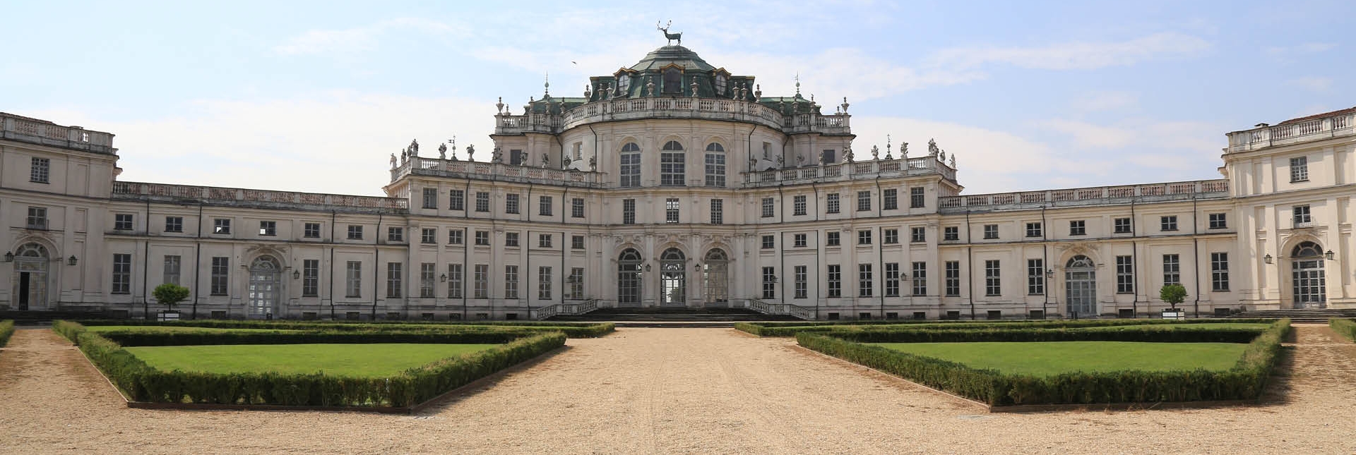 Experience Royalty at La Venaria Reale: Day Trip from Torino