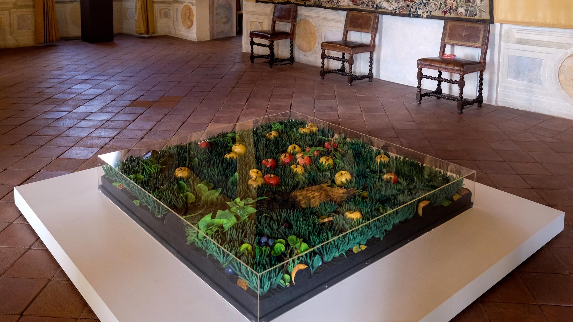 Piero Gilardi. Frutta caduta, Tappeto-natura 