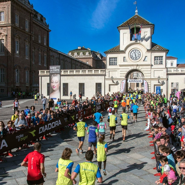 Diadora venaria reale store