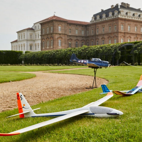Modellini di aerei nei Giardini 