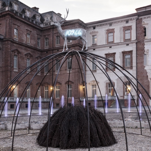 Mario Merz, Doppio Igloo di Porto, 1998 - Foto di Renato Ghiazza