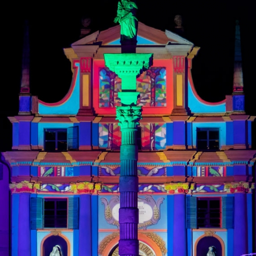 Proiezioni in piazza dell'Annunziata - Foto di Fabio Dipinto