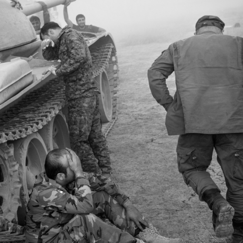 Kurdish Peshmerga mourn the death of a companion, killed by an ISIS sniper. Mosul, Iraq, 2016. ©Paolo Pellegrin/Magnum Photos