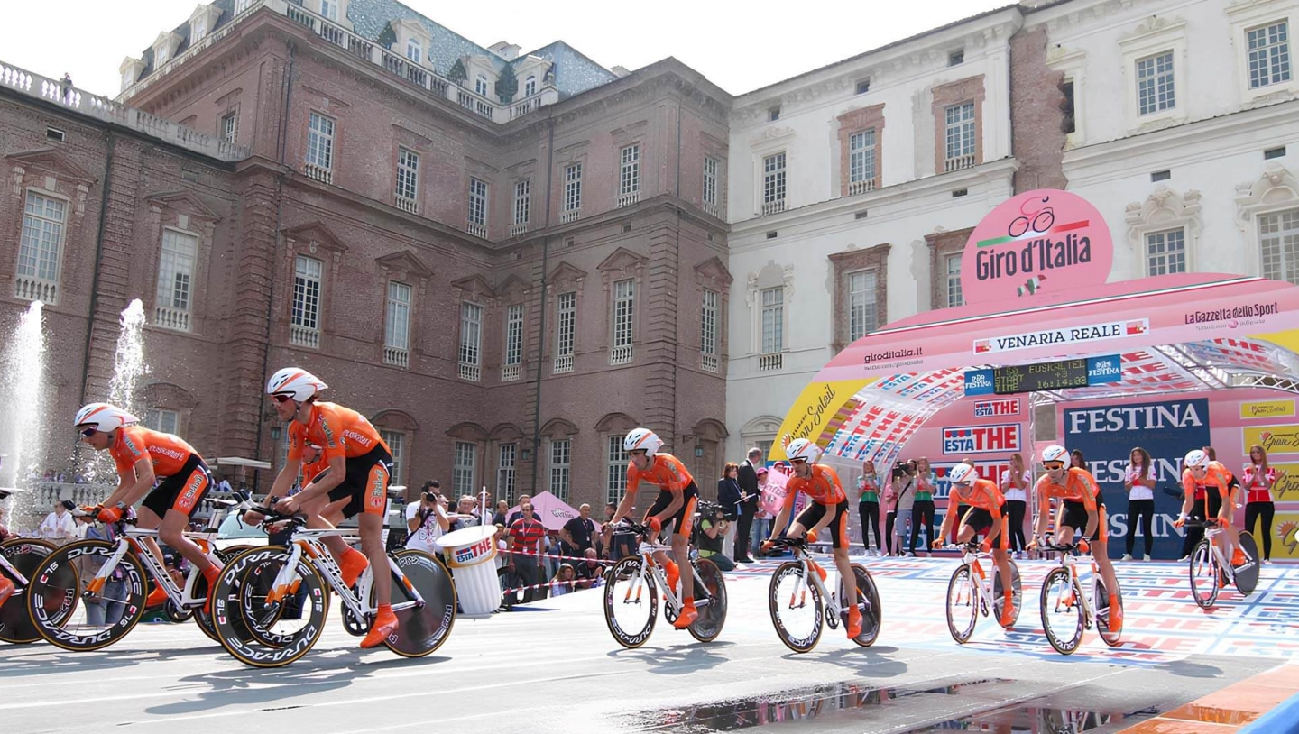 Partenza del Giro d'Italia dalla Reggia di Venaria