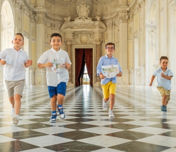Bambini nella Galleria Grande - Foto Elena Givone