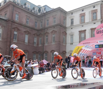 Partenza del Giro d'Italia dalla Reggia di Venaria