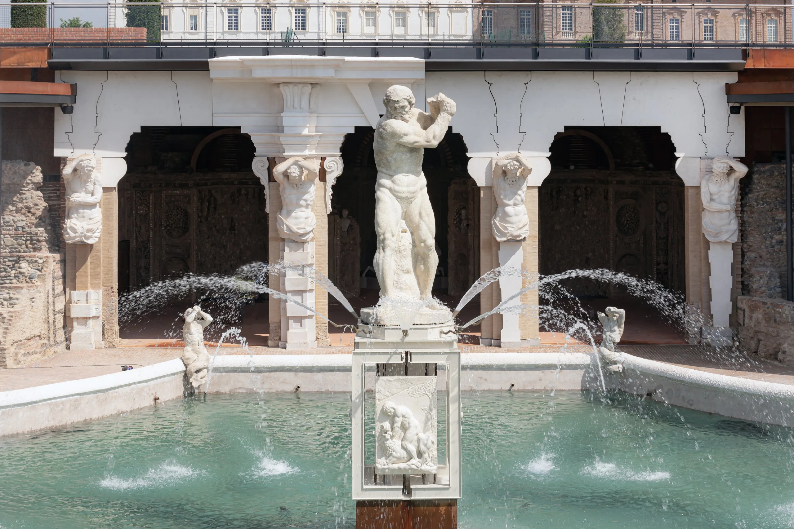 La Statua dell'Ercole nella Fontana
