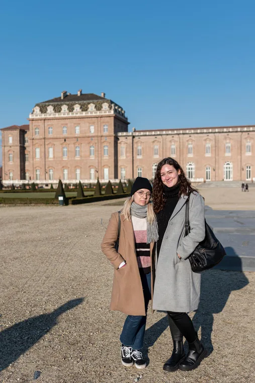 Chiara (24 anni) ed Elisa (21 anni). Da Viterbo