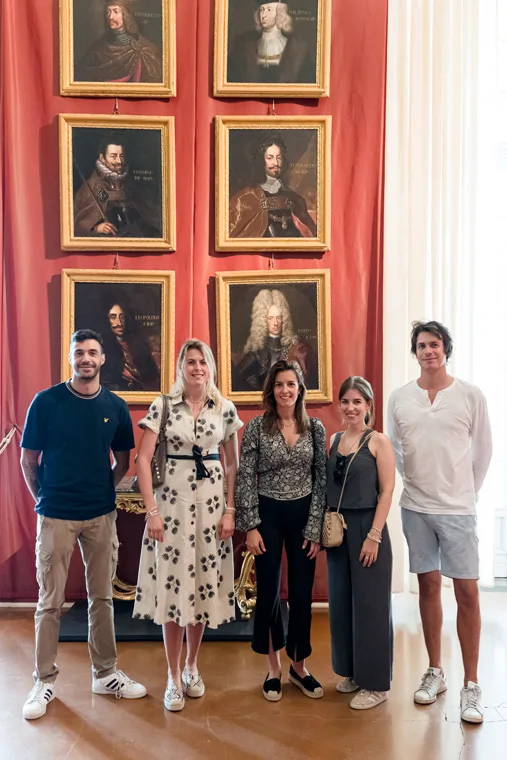 Gabriele (32 anni), Federica (30 anni), Alessandra (31 anni), Silvia (31 anni) e Stefano (31 anni). Da Torino e Verona