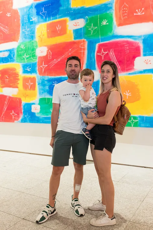 Luca (39 anni), Valentina (31 anni) e Niccolò (1 anno). Da Varese